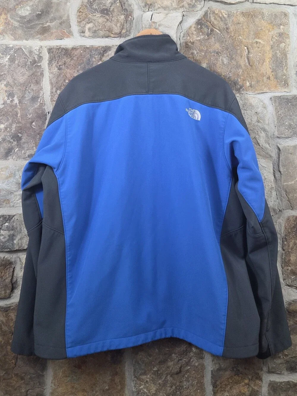 The North Face Apex Bionic Windwall Softshell Jacket Coat